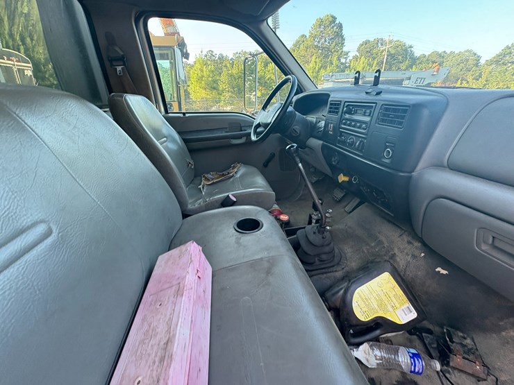 2000-ford-f750-image-49