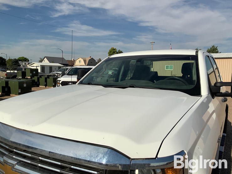 2017-chevrolet-3500hd-image-16