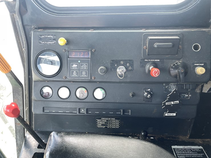 1988-john-deere-6620-image-36