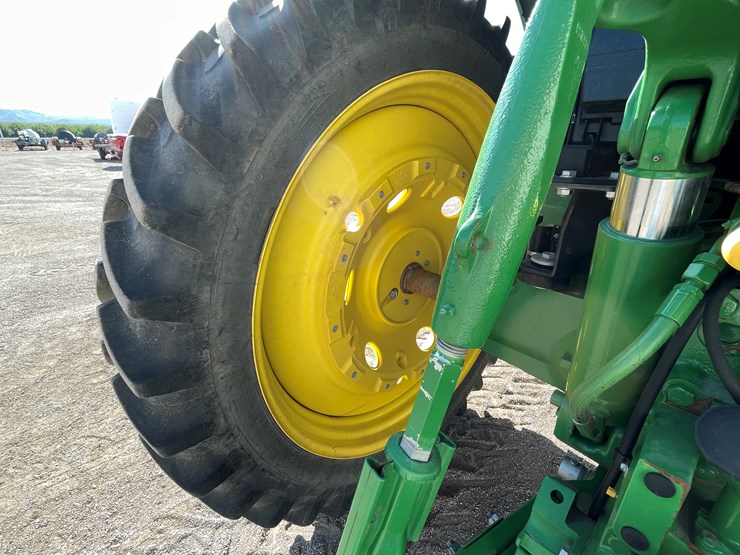 john-deere-6155m-image-54