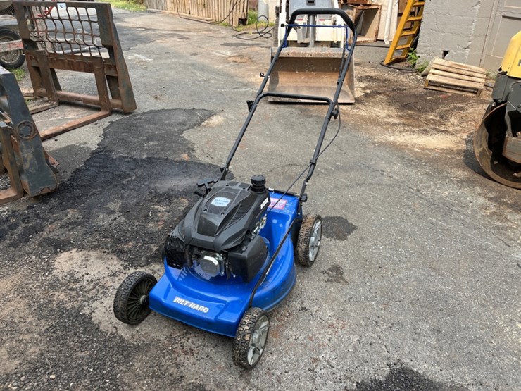 bilt-hard-21"-gas-push-mower-image-2