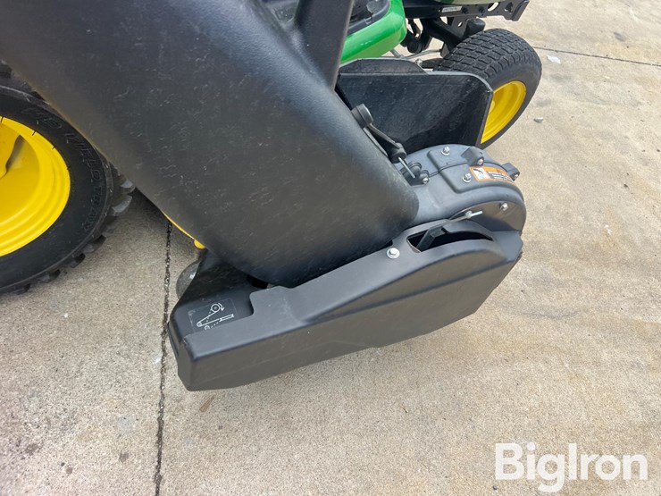 2018-john-deere-x590-image-18