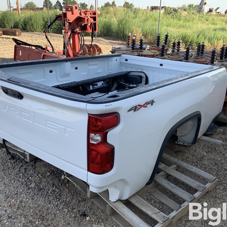 2020 Chevrolet 8' Pickup Box