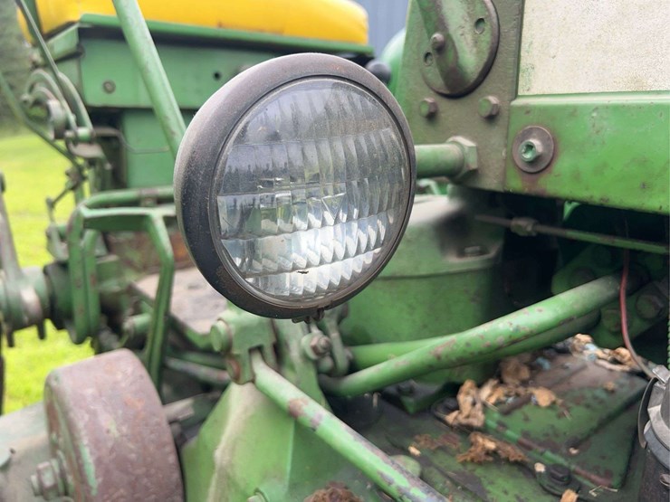 1958-john-deere-520-image-26