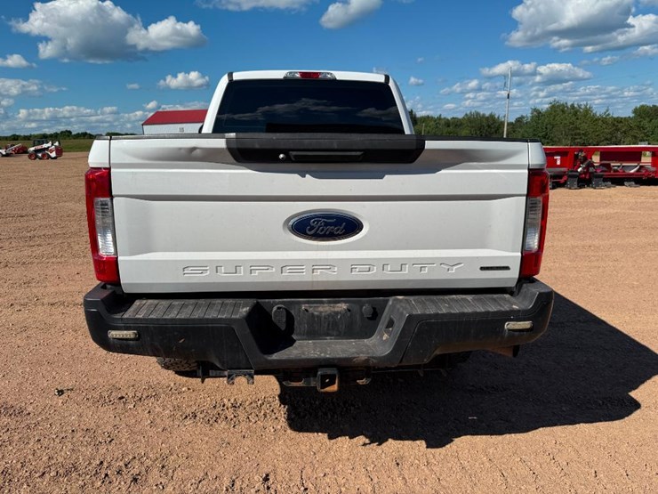 2017-ford-f250-xl-image-22