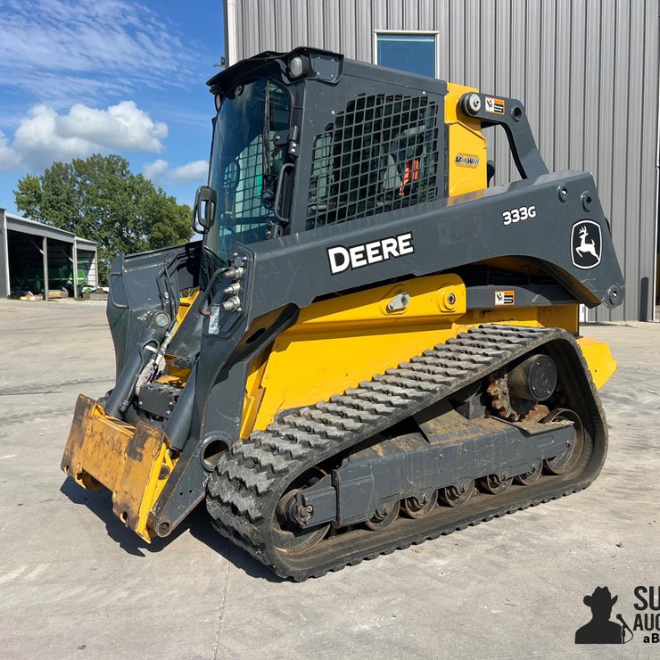 2022 DEERE 333G