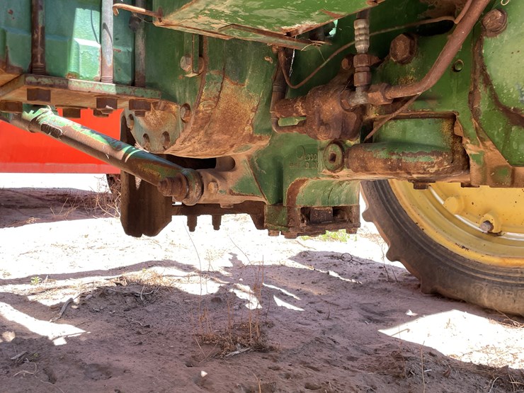 john-deere-2940-image-44