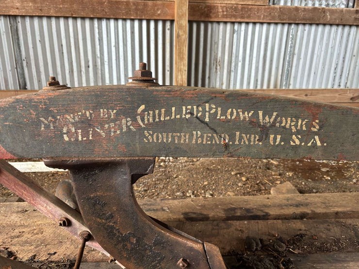 oliver-chilled-plow-works-14”-walking-plow-image-7