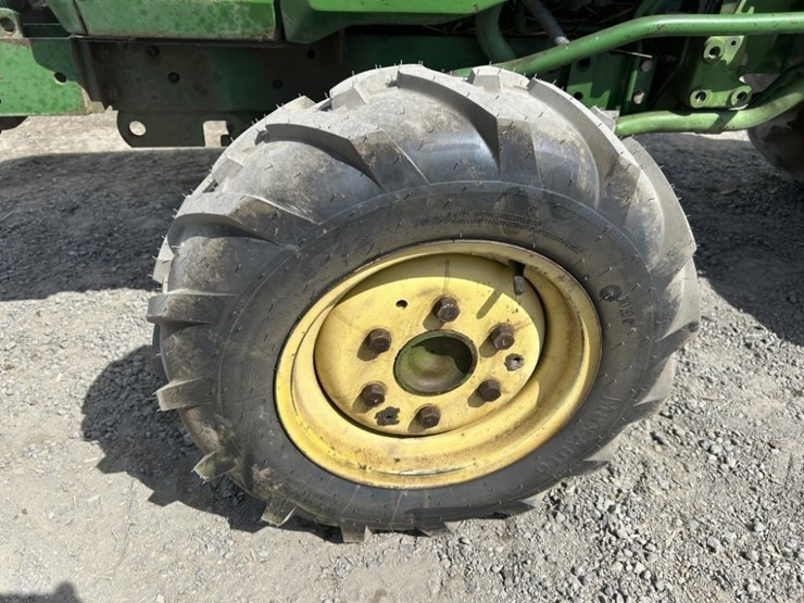 john-deere-670-image-9
