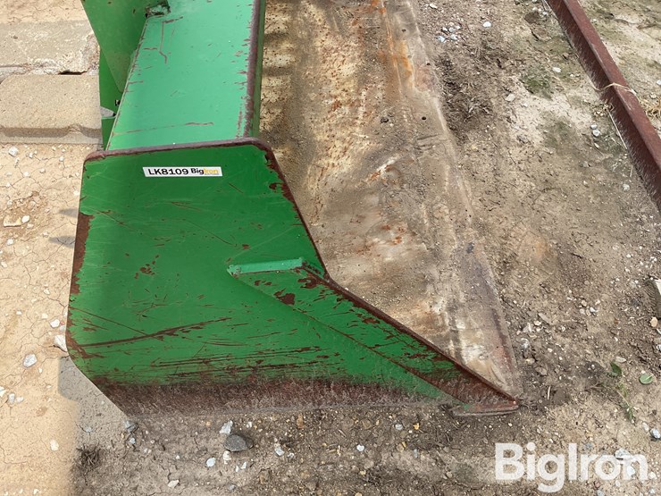 john-deere-8-image-16