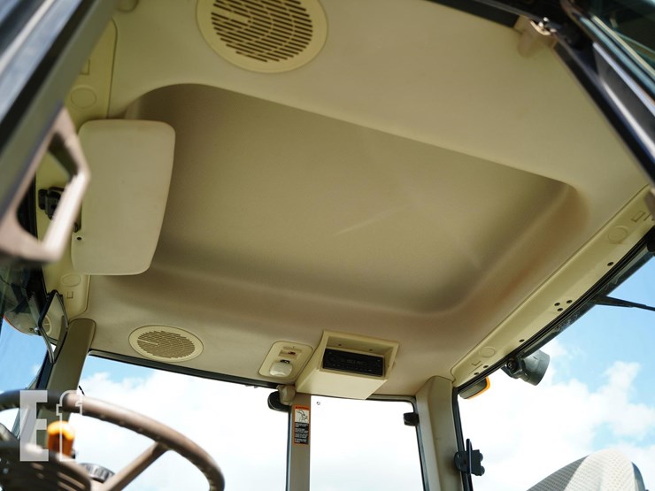 2018-john-deere-6120m-image-29