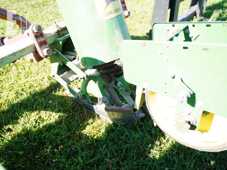 john-deere-71-image-8