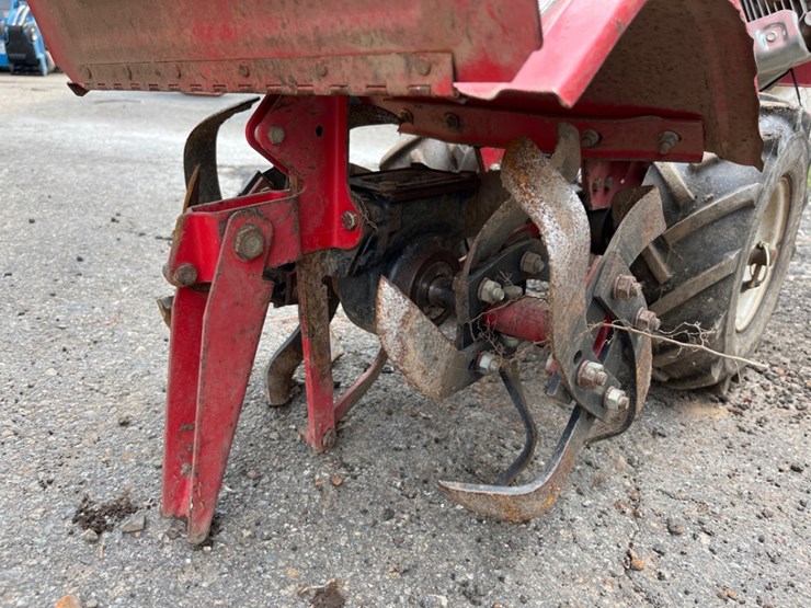 troy-bilt-super-bronco-image-5