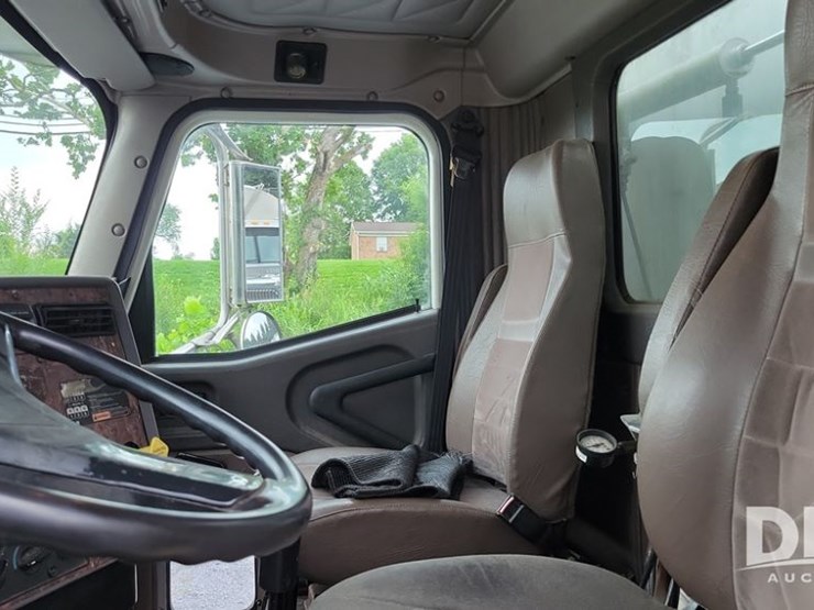 2002-international-5900i-feed-truck-(dr11998-unit-17)-image-19