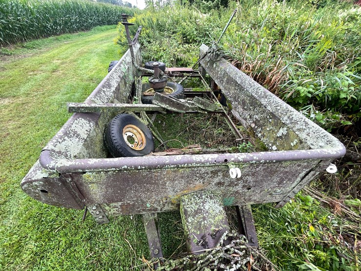 #7467-•-john-deere-trailer-frame-image-13