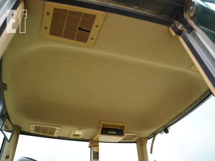 john-deere-7410-image-30
