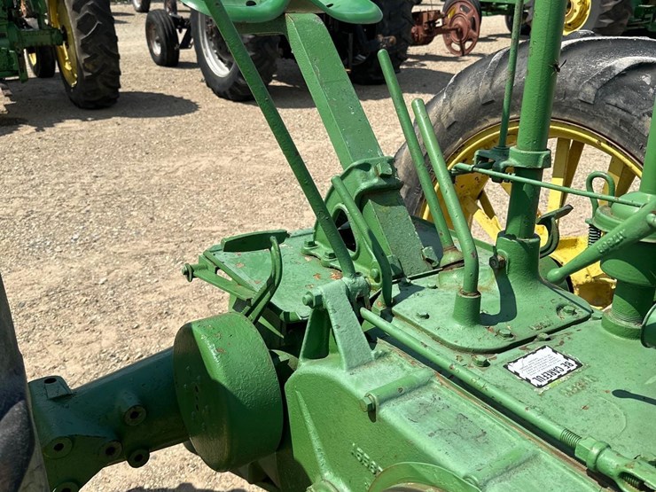 john-deere-a-image-12