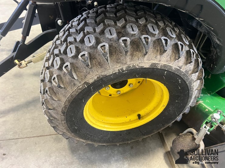 2014-john-deere-1025r-image-20
