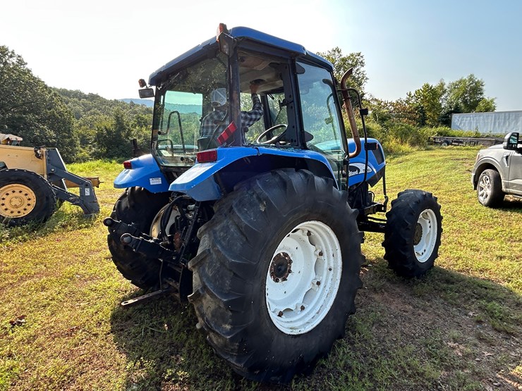 new-holland-tl100a-image-3