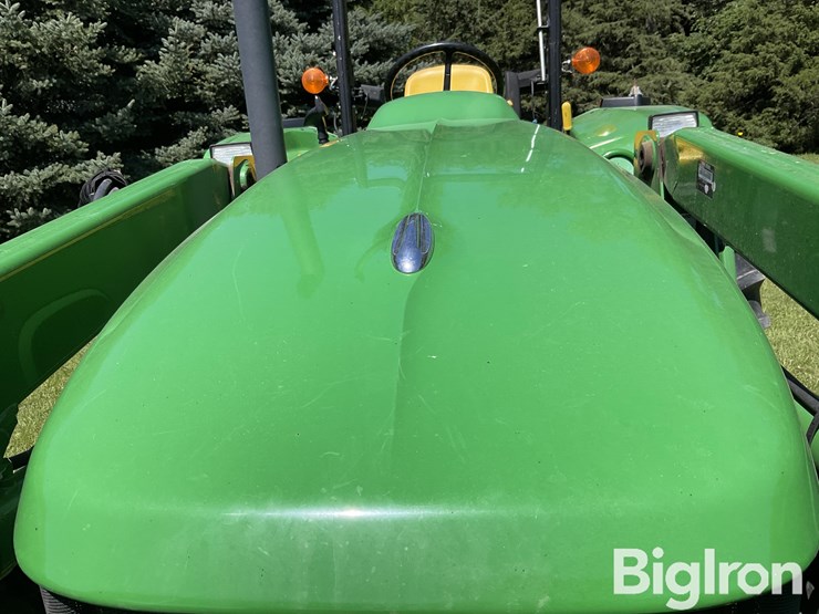 2010-john-deere-6115d-image-18