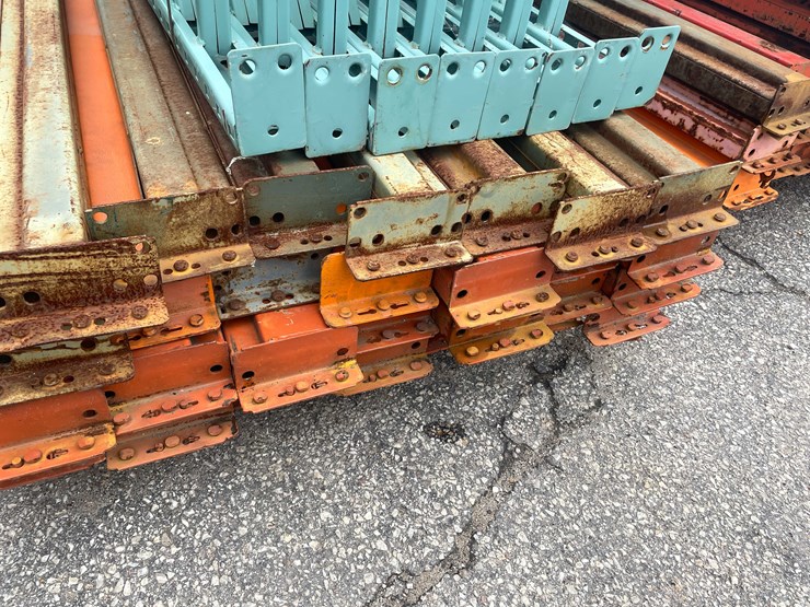 #8032-•-teardrop-pallet-racking-(o10)-image-12