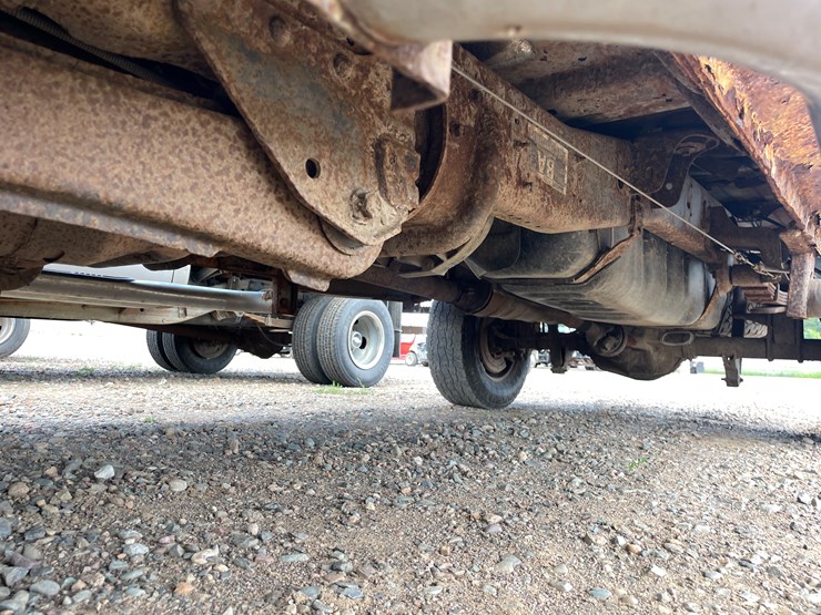 2008-ford-f350-image-16