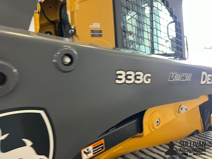 2021-deere-333g-image-12