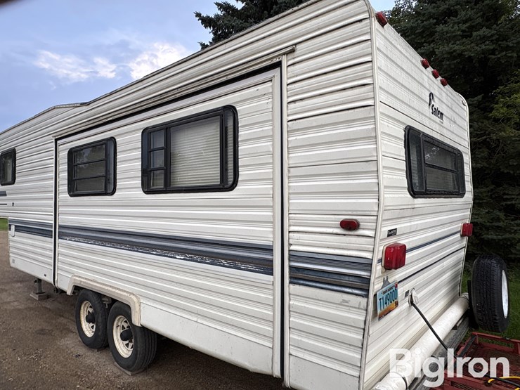 1994-forest-river-salem-5th-wheel-camper-image-19