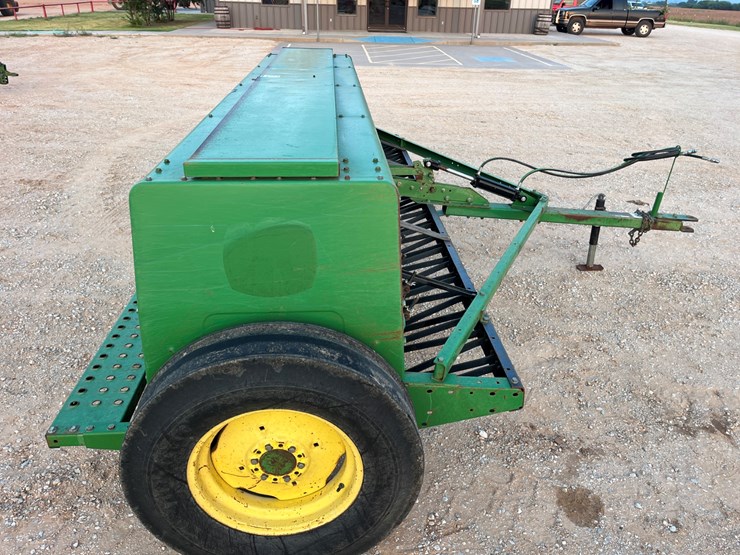 john-deere-450-image-7