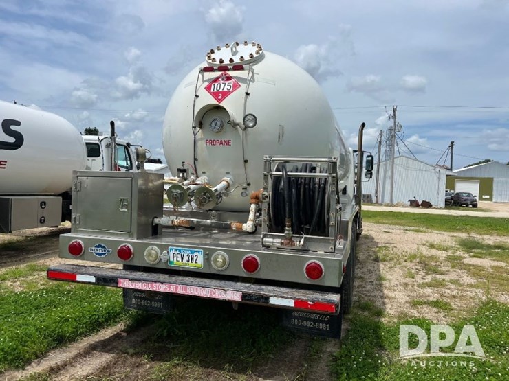 2010-ihc-prostar-7500-lp-truck-(jn2563,-unit-2204)-image-13