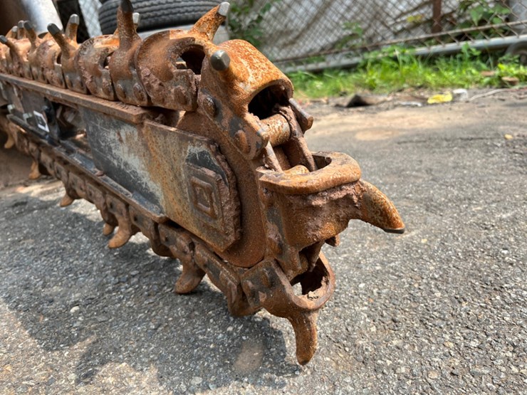 2006-ditch-witch-42"-trencher-attachment-image-3