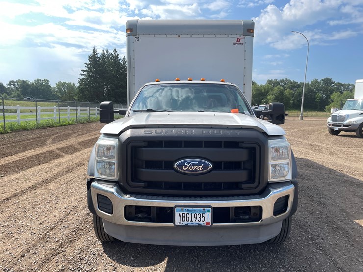 2011-ford-f550-image-8