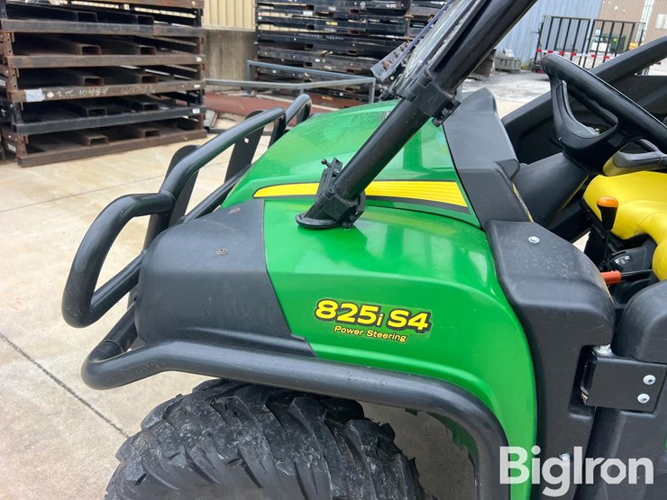 2016-john-deere-gator-image-11