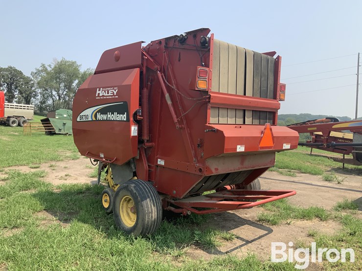 2006-new-holland-br780a-image-7