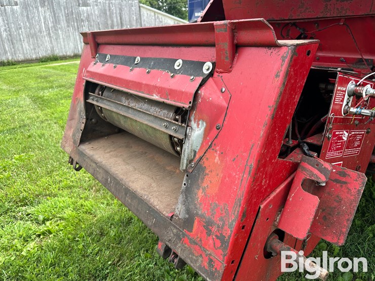 1989-case-ih-1660-image-11