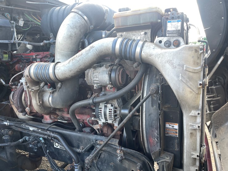 2012-kenworth-t660-image-32