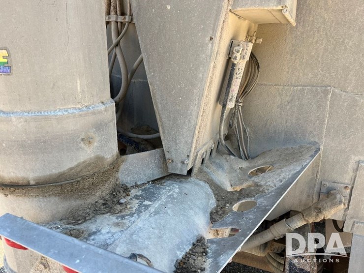 2009-sterling-feed-truck-(jn2573,-unit-2018)-image-56