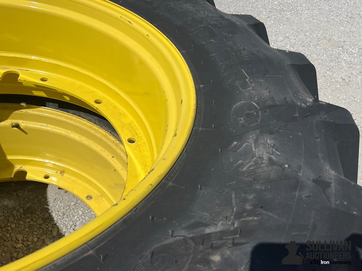 firestone-performer-85-460/85r38-image-12
