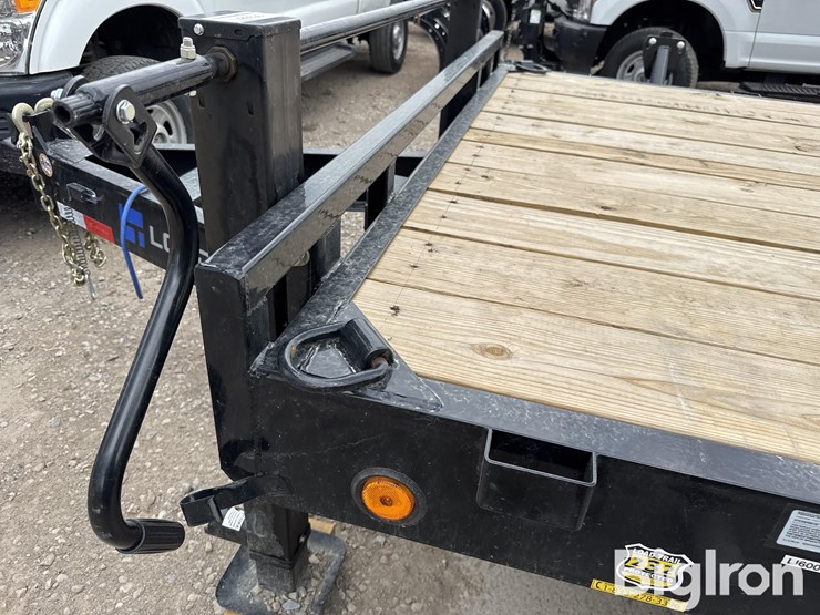 2025-load-trail-tri/a-car-hauler-trailer-image-11