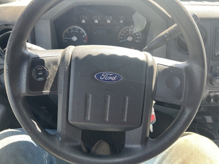 2015-ford-f350-image-27