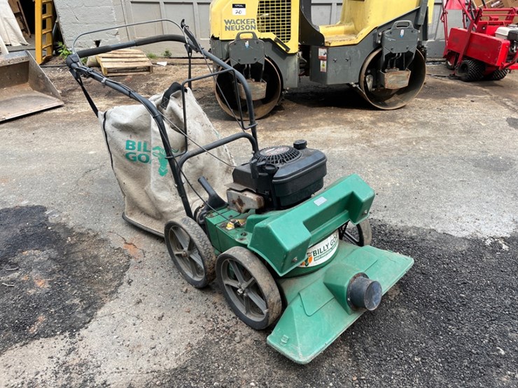 billy-goat-kd512sp-self-propelled-gas-lawn-vacuum-image-1