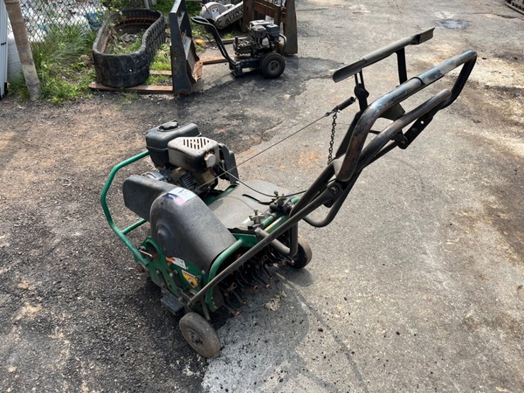 ryan-18"-walk-behind-aerator-image-2