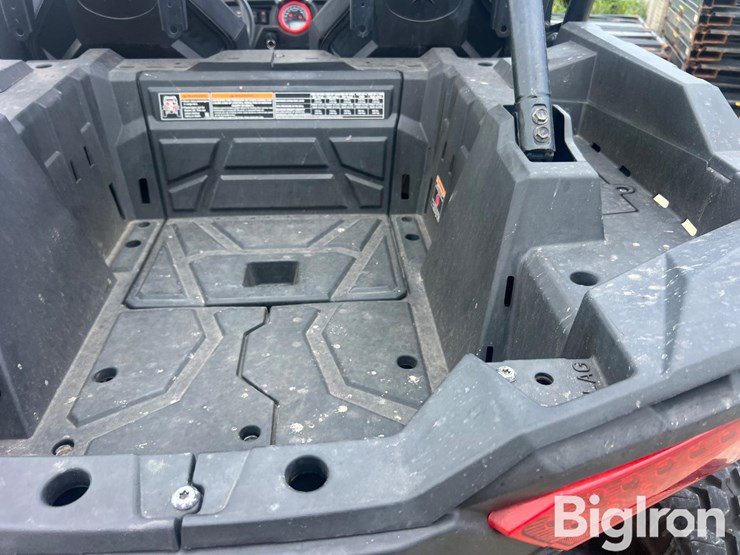 2018-polaris-razor-1000-xp-4x4-utv-image-14