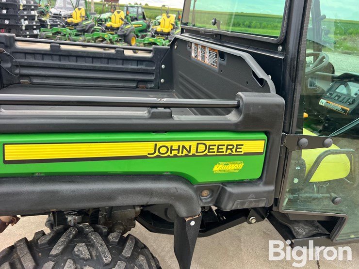 2012-john-deere-gator-image-15