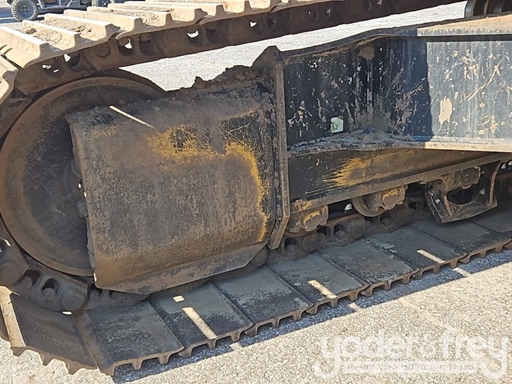 2019-caterpillar-336-image-23