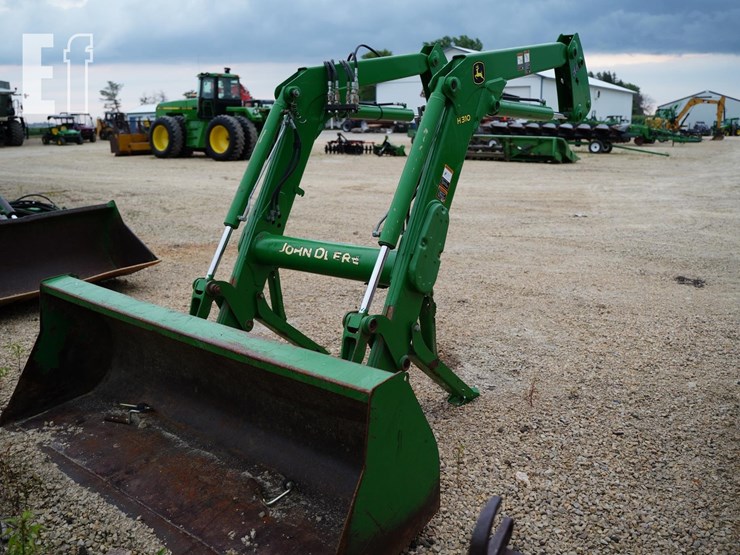 2013-john-deere-h310-image-4