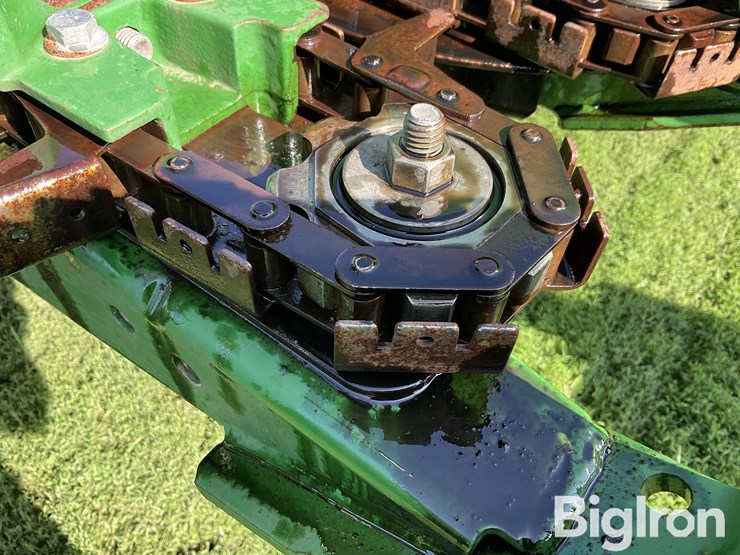 2011-john-deere-612c-image-16
