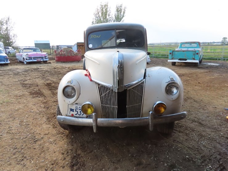 1940-ford-sedan-delivery-image-2