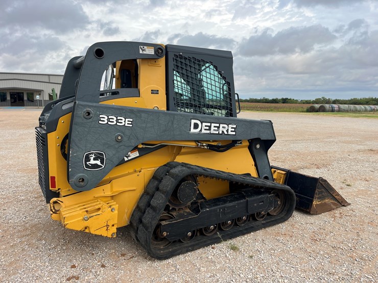 2013-deere-333e-image-7