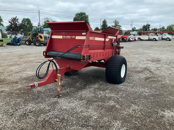 #2453-•-millcreek-2500-ts-spreader*-image-2